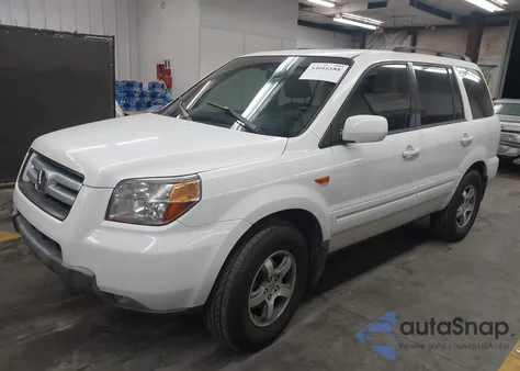 2008 Honda Pilot Ex-L z USA, uszkodzony, nr VIN 5FNYF28748B027455